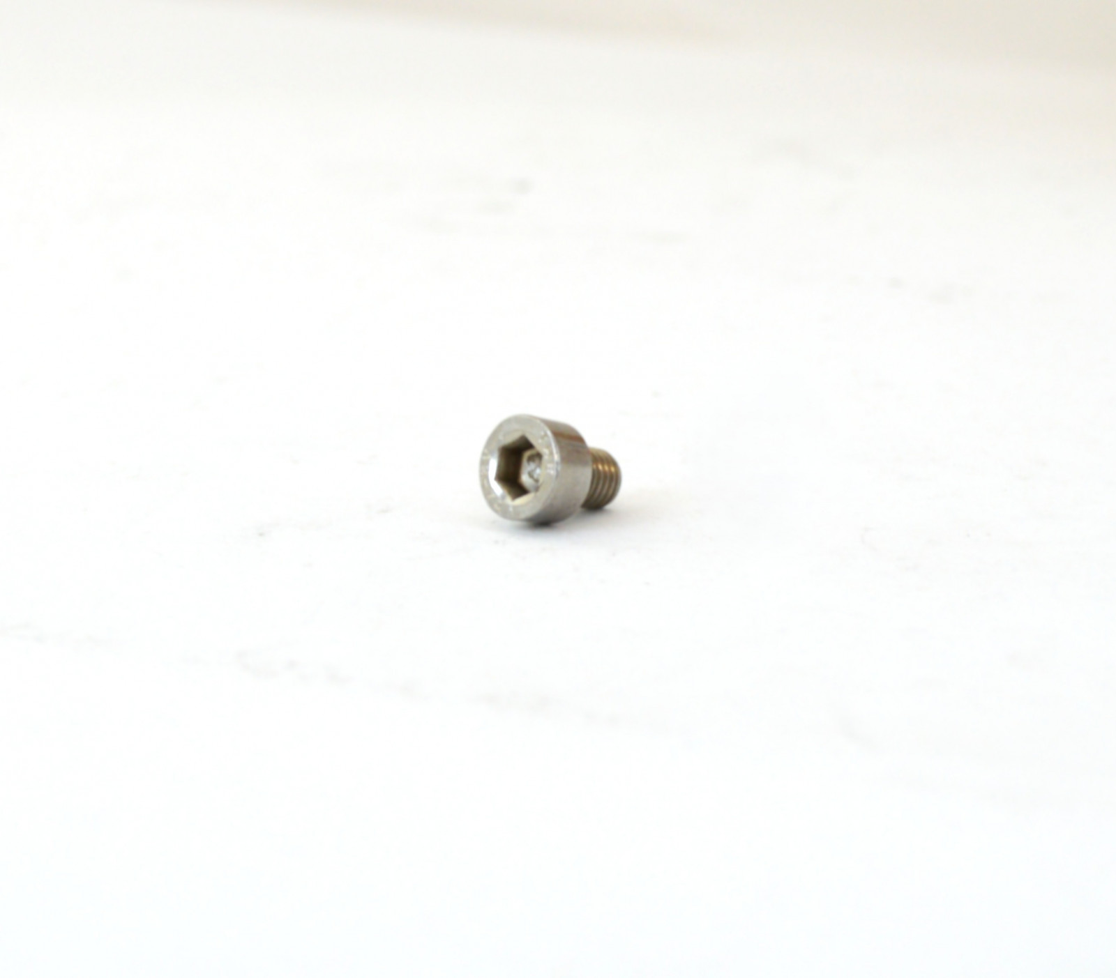 Bezzera Schraube M6x10 aus Inox UNI9327  (=PE16378)
